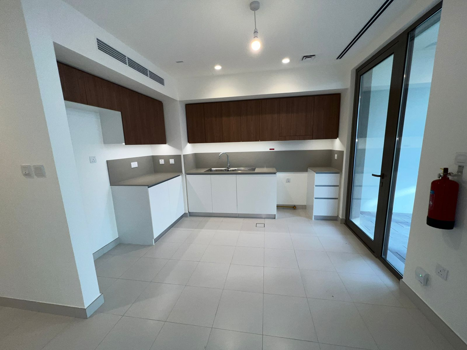 Exclusive 5BR Townhouse with good amenities for sale at Malta